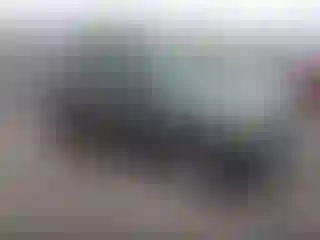 Vehicle Image- 2005 Ford Escape