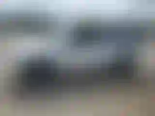Vehicle Image- 2004 Chevrolet Blazer