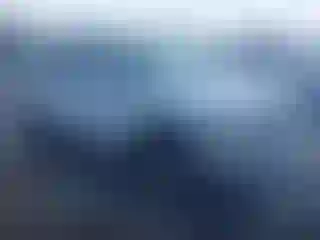 Vehicle Image- 2004 Chevrolet Suburban