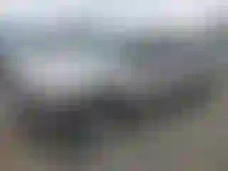 Vehicle Image- 2004 Chevrolet Suburban