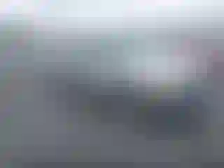 Vehicle Image- 2004 Chevrolet Suburban