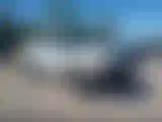 Vehicle Image- 2002 Nissan Frontier