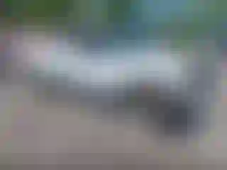 Vehicle Image- 2004 Chevrolet Silverado