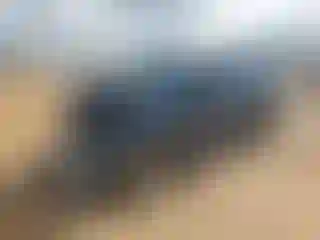 Vehicle Image- 2004 Chevrolet Suburban