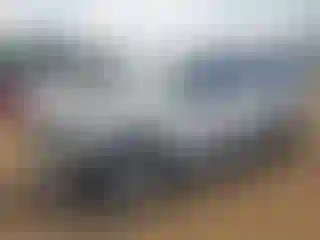 Vehicle Image- 2004 Chevrolet Suburban