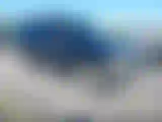 Vehicle Image- 2004 Chevrolet Suburban