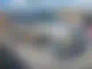 Vehicle Image- 2005 Chevrolet Suburban