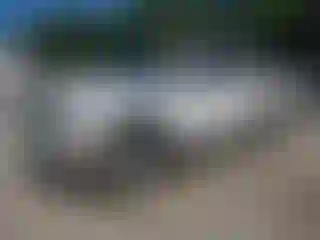 Vehicle Image- 2004 Chevrolet Suburban