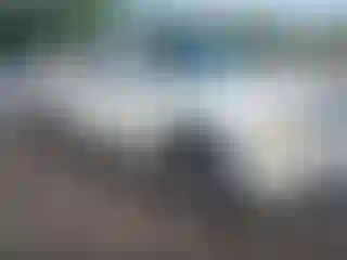 Vehicle Image- 2004 Cadillac Escalade
