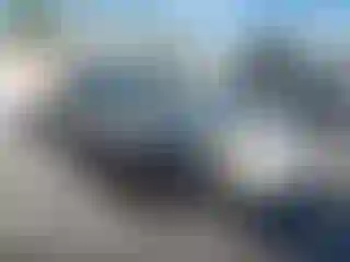 Vehicle Image- 2002 Toyota Avalon