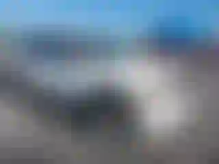 Vehicle Image- 2000 Mitsubishi Montero