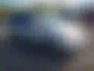 Vehicle Image- 2005 Kia Sedona